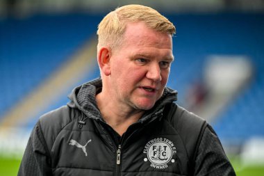 Fleetwood Town 'un teknik direktörü Pete Wild, Sky Bet 2 karşılaşmasında Chesterfield, Fleetwood Town' a karşı SMH Group Stadyumu, Chesterfield, İngiltere, 18 Ekim 2025 