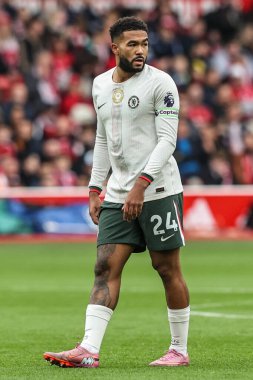 Chelsea 'li Reece James Premier League maçı sırasında Nottingham Forest Chelsea' ye karşı City Ground, Nottingham, İngiltere, 18 Ekim 2025 