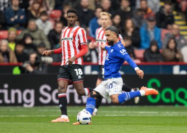 Watford 'dan Imran Louza, 18 Ekim 2025' te Sheffield United 'a karşı Bramall Lane, Sheffield, Birleşik Krallık' ta oynanan Gökyüzü İddia Şampiyonası maçında gol atarken görülüyor. 