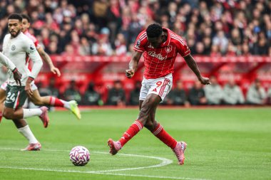 Nottingham Ormanı 'ndan Taiwo Awoniyi 18 Ekim 2025' te İngiltere 'nin Nottingham kentinde oynanan Premier League maçında Nottingham Forest Chelsea' ye karşı oynadığı golü kaçırdı. 
