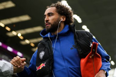 Leeds United takımından Dominic Calvert-Lewin, 18 Ekim 2025 'te Burnley - Leeds United maçı öncesinde stadyuma geldi. 