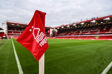 Nottingham Forest köşe bayrağı Premier Lig maçı sırasında Nottingham Forest Chelsea 'ye karşı City Ground, Nottingham, İngiltere, 18 Ekim 2025 