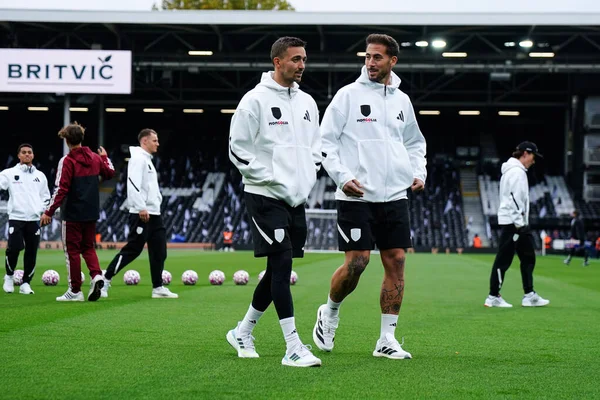 Fulham oyuncuları Premier League maçı öncesinde Craven Cottage, Londra, İngiltere 'de Fulham-Arsenal maçında 18 Ekim 2025 