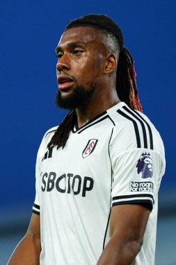 Premier Lig karşılaşmasında Fulham 'dan Alex Iwobi ile Craven Cottage, Londra, İngiltere' de oynanan Fulham-Arsenal maçı sırasında 18 Ekim 2025 