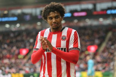 Sheffield United 'dan Sam McCallum, 18 Ekim 2025' te Bramall Lane, Sheffield, İngiltere 'de oynanan Sky Bet Şampiyonası maçında elendikten sonra taraftarları alkışlıyor. 