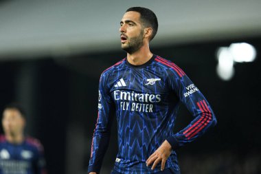 Premier Lig maçında Arsenal 'den Mikel Merino ile Craven Cottage, Londra, İngiltere' de oynanan Fulham-Arsenal maçı sırasında, 18 Ekim 2025 