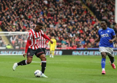 Sheffield United takımından Chiedozie Ogbene, 18 Ekim 2025 'te Sheffield Lane, İngiltere' de Sheffield United ve Watford maçında maç yapıyor. 