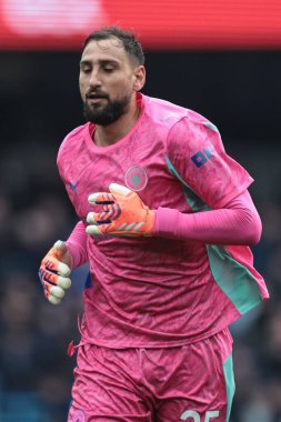 Manchester City kalecisi Gianluigi Donnarumma Premier Lig maçında Manchester City Everton 'a karşı Etihad Stadyumu, Manchester, İngiltere, 18 Ekim 2025 