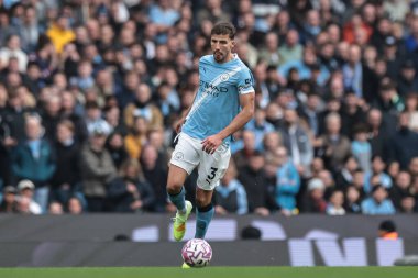 Manchester City 'den Ruben Dias, 18 Ekim 2025' te Etihad Stadyumu 'nda oynanan Premier League maçında topu aldı. 