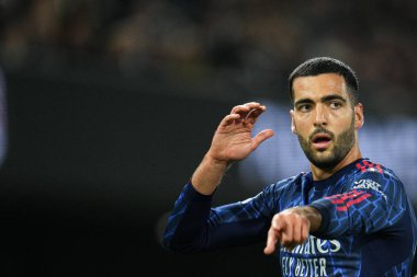 Premier Lig maçında Arsenal 'den Mikel Merino ile Craven Cottage, Londra, İngiltere' de oynanan Fulham-Arsenal maçı sırasında, 18 Ekim 2025 