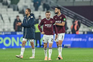 West Ham United takımından Jarrod Bowen 20 Ekim 2025 'te Londra Stadyumu' nda oynanan Premier League maçı sırasında soyunma odasına geri dönüyor. 