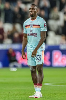 Brentford 'dan Michael Kayode Premier League maçı sırasında West Ham United, Brentford' a karşı Londra Stadyumu, Londra, İngiltere, 20 Ekim 2025 