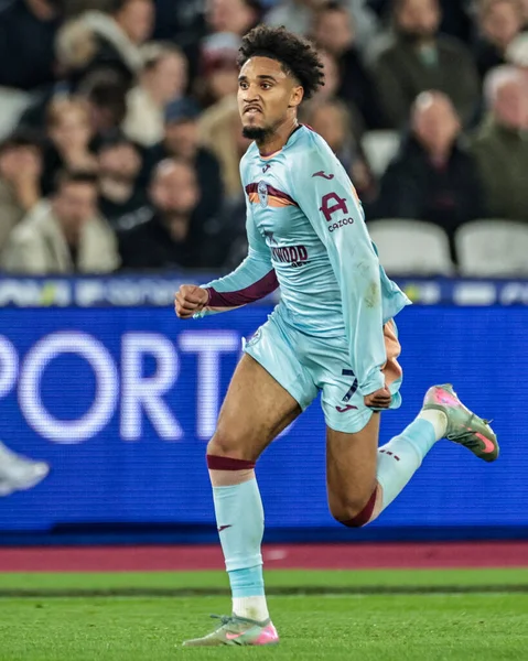 Brentford 'dan Kevin Schade Premier League maçı sırasında West Ham United, Brentford' a karşı Londra Stadyumu, Londra, İngiltere, 20 Ekim 2025 