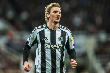 Newcastle United takımından Nick Woltemade, UEFA Şampiyonlar Ligi maçında 8 Newcastle United ile Benfica maçında 21 Ekim 2025 'te St. James' s Park, Newcastle 'da karşı karşıya geldi. 