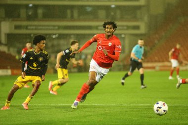 Barnsley Vimal Yoganathan, The Vertu Trophy Group D maçı sırasında Oakwell, Barnsley 'de Manchester United U21' e karşı, 21 Ekim 2025 