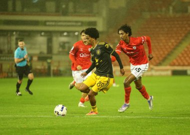 Manchester United takımından Yuel Helafu, Birleşik Krallık 'ın Oakwell kentinde oynanan The Vertu Trophy Group D maçında Barnsley' e karşı Manchester United U21 maçı sırasında, 21 Ekim 2025 