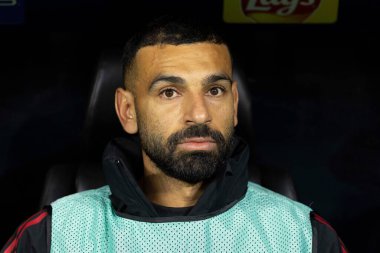 Liverpool 'dan Mohamed Salah' ın yedeği UEFA Şampiyonlar Ligi Maçı sırasında 8 Eintracht Frankfurt Liverpool 'a karşı 22 Ekim 2025 Deutsche Bank Park, Frankfurt, Almanya 