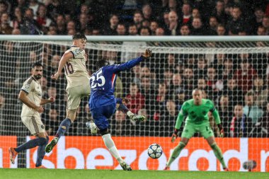 Chelsea 'den Moises Caicedo, UEFA Şampiyonlar Ligi Maçı' nda 2-0 berabere kaldı. Chelsea - Ajax Stamford Bridge, Londra, İngiltere, 22 Ekim 2025 
