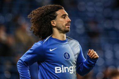 Chelsea 'den Marc Cucurella, UEFA Şampiyonlar Ligi Maç Maçı' nda ısınma turunda Stamford Bridge, Londra, Birleşik Krallık 'ta Chelsea-Ajax maçında, 22 Ekim 2025 