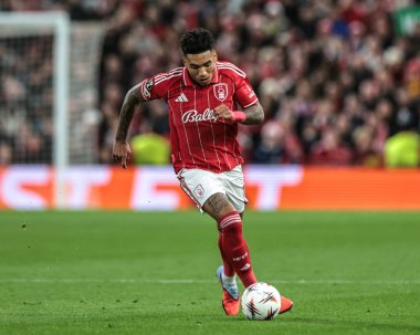 Nottingham Ormanı 'ndan Igor İsa, İngiltere' nin Nottingham şehrinde 23 Ekim 2025 'te oynanan 8 Nottingham Ormanı' nın 3 'üncü maçında topa vurdu. 