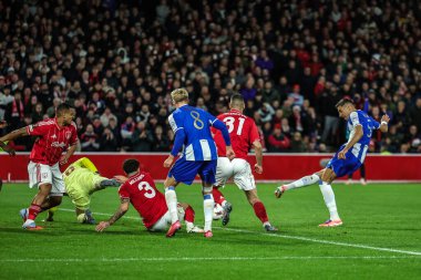 Ancak FC Porto 'dan Jakub Kiwior' un golü UEFA Avrupa Ligi Maçı 'nda 8 Nottingham Ormanı' nın Porto 'ya karşı oynadığı City Zound, Nottingham, İngiltere' de 23 Ekim 2025 'te reddedildi. 