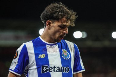 FC Porto takımından Gabri Veiga UEFA Avrupa Ligi Maçı sırasında 8 Nottingham Ormanı, Porto 'ya karşı City Ground, Nottingham, İngiltere, 23 Ekim 2025 