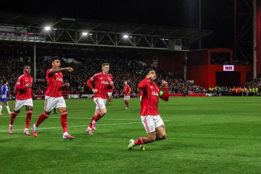 Nottingham Ormanı 'ndan Morgan Gibbs-White, UEFA Avrupa Ligi Maç Maçı' nda 1-0 kazanma hedefini kutluyor. 8 Nottingham Ormanı 'nın Porto' ya karşı oynadığı City Zound, Nottingham, İngiltere, 23 Ekim 2025 