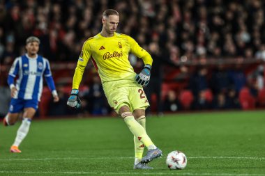 Nottingham Ormanı kalecisi Matz Sels UEFA Avrupa Ligi Maçı 'nda 8 Nottingham Ormanı' nın 3 'üncüsüne karşı Porto City Ground, Nottingham, İngiltere, 23 Ekim 2025 