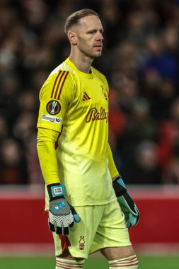 Nottingham Ormanı kalecisi Matz Sels UEFA Avrupa Ligi Maçı 'nda 8 Nottingham Ormanı' nın 3 'üncüsüne karşı Porto City Ground, Nottingham, İngiltere, 23 Ekim 2025 