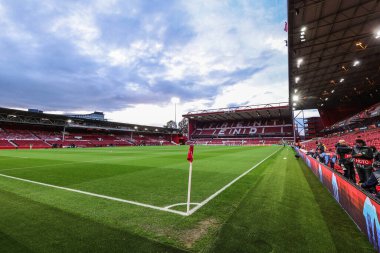 UEFA Avrupa Ligi karşılaşması öncesinde şehir zeminine genel bir bakış. 8 Nottingham Ormanı, Porto 'ya karşı City Ground, Nottingham, İngiltere, 23 Ekim 2025 