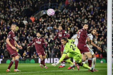 West Ham United kalecisi Alphonse Areola, Premier Lig maçında Leeds United 'a karşı West Ham United' ın 24 Ekim 2025 'te Elland Road, Leeds, İngiltere' de oynadığı maçı izledi. 