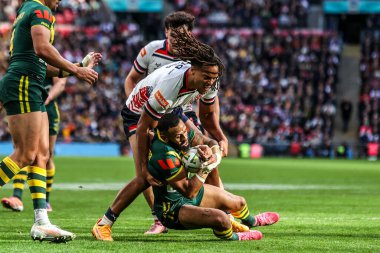 Avustralya 'dan Josh Addo-Carr, İngiltere' den Dom Young tarafından, İngiltere 'nin Wembley Stadyumu' nda oynanan 2025 Kül Serisi 'nde, 25 Ekim 2025' de oynanan karşılaşmada yenildi.