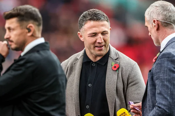 Sam Burgess, Warrington Wolves 'un menajeri. 25 Ekim 2025' te Wembley Stadyumu 'nda The Ashes Serisi 2025 İngiltere Avustralya' ya karşı.