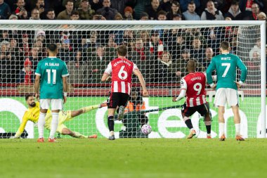 Brentford 'dan Igor Thiago, Premier League maçında Brentford' a karşı Liverpool maçında 25 Ekim 2025 'de Londra' daki Gtech Community Stadyumu 'nda penaltı kaydetti. 