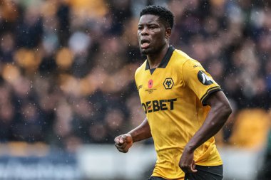 Wolverhampton Wanderers 'dan Marshall Munetsi Premier League maçında Wolverhampton Wanderers, Molineux, Wolverhampton, İngiltere' de, 26 Ekim 202 'de Burnley' e karşı.