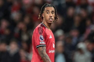 Manchester United, Manchester United ile Brighton ve Hove Albion maçlarında Manchester United 'ın 25 Ekim 2025 tarihinde Old Trafford, Manchester' da oynadığı maçta Leny Yoro