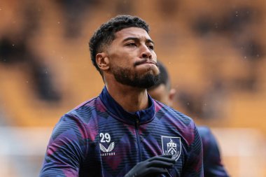 Burnley 'den Josh Laurent Premier League maçında ısınma turunda Wolverhampton Wanderers-Burnley maçı sırasında Molineux, Wolverhampton, İngiltere' de 26 Ekim 2025 'de
