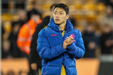 Wolverhampton Wanderers 'dan Hwang Hee-Chan, Carabao Kupası' ndan sonra taraftarları alkışlıyor. Son 16 Wolverhampton Wanderers, Molineux, Wolverhampton, Birleşik Krallık 'ta Chelsea' ye karşı, 29 Ekim 2025 