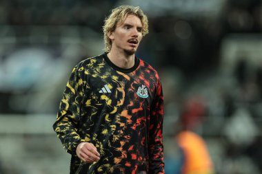 Newcastle United takımından Nick Woltemade, Carabao Kupası son 16 Newcastle United ile Tottenham Hotspur maçında 29 Ekim 2025 'te St. James' s Park, Newcastle, İngiltere 'de oynanan maç öncesi ısınma maçında 