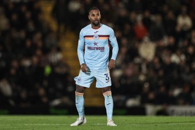 Brentford 'dan Rico Henry Carabao Kupası son 16 Grimsby Town, Blundell Park' ta Brentford 'a karşı, Cleethorpes, Birleşik Krallık, 28 Ekim 2025 