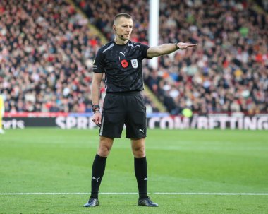 Hakem Micheal Salisbury Sky Bet Şampiyonası 'nda Sheffield United - Derby County Bramall Lane, Sheffield, İngiltere, 1 Kasım 2025