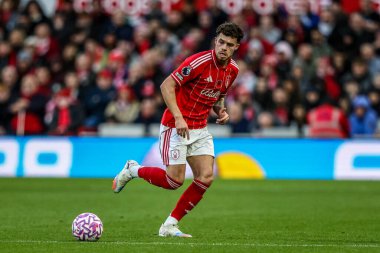 Nottingham Ormanı 'ndan Neco Williams Premier League maçı sırasında Nottingham Forest, Manchester United' a karşı 1 Kasım 2025 'te City Ground, Nottingham' da maç yapıyor. 