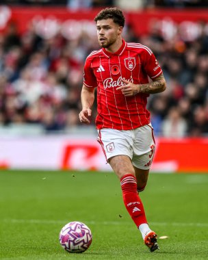 Nottingham Ormanı 'ndan Neco Williams Premier League maçı sırasında Nottingham Forest Manchester United' a karşı City Ground, Nottingham, 1 Kasım 2025 