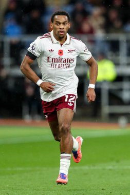 Premier Lig karşılaşmasında Arsenal 'den Jurrien Timber, Burnley' e karşı Turf Moor, Burnley, İngiltere, 1 Kasım 202