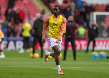 Derby County 'den David Ozoh, 1 Kasım 2025' te İngiltere, Sheffield Lane 'de oynanan Sky Bet Şampiyonası maçında maç öncesi ısınma maçında Sheffield United - Derby County maçında... 