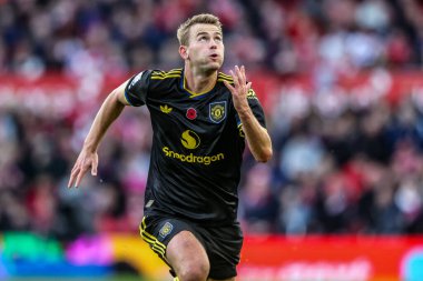 Manchester United 'dan Matthijs de Ligt Premier League maçı sırasında Nottingham Forest Manchester United' a karşı City Ground, Nottingham, İngiltere, 1 Kasım 2025 