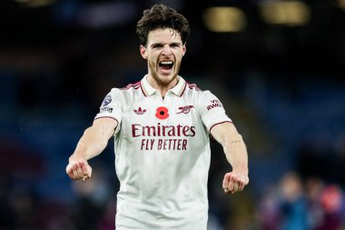 Arsenal 'den Declan Rice, 1 Kasım 202' de İngiltere 'nin Burnley-Arsenal maçında Premier Lig karşılaşmasında kazandığı 0-2' lik galibiyeti kutladı.