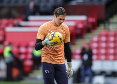 Derby County kalecisi Jacob Widell Zetterstrøm maç öncesi ısınma maçında Sheffield United - Derby County Bramall Lane, Sheffield, İngiltere, 1 Kasım 2025 
