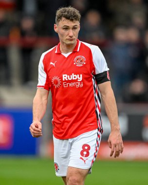 Fleetwood Town 'dan Matty Virtue, 1 Kasım 2025 tarihinde Birleşik Krallık' ın Highbury Stadyumu 'nda oynanan 1. 