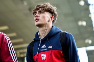 Arsenal 'den Max Dowman, 1 Kasım 202' de Burnley ile Arsenal arasında oynanan Premier League maçı öncesinde stadyuma geldi.